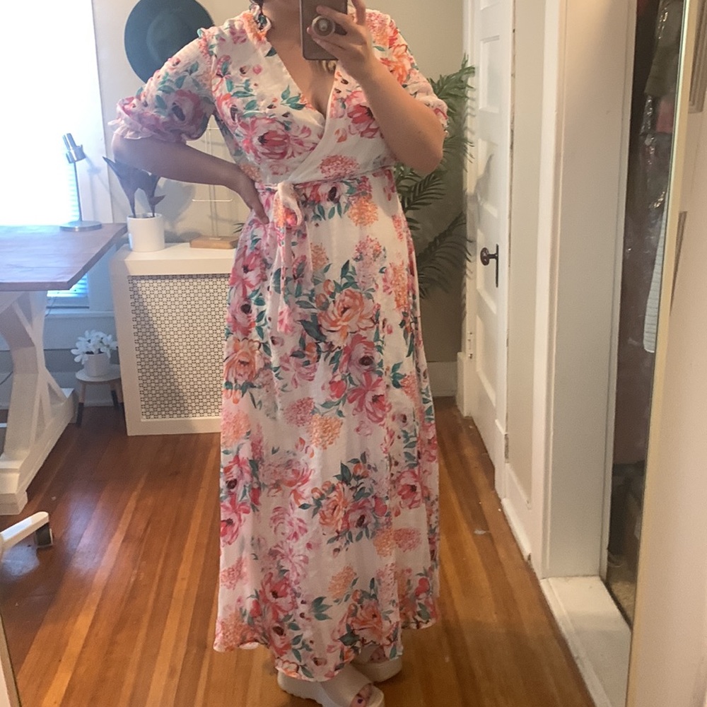 💚 Gabby Skye Floral Dress